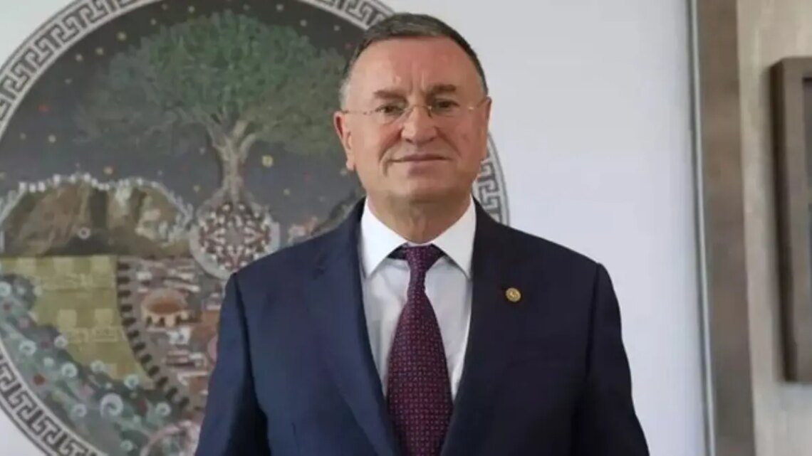 Lütfü Savaş kimdir? Lütfü Savaş kaç yaşında, nereli, hangi partili?