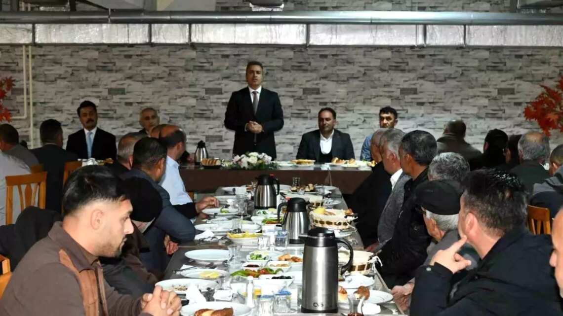 Muhtarlar Günü’nde Kahvaltı Programı